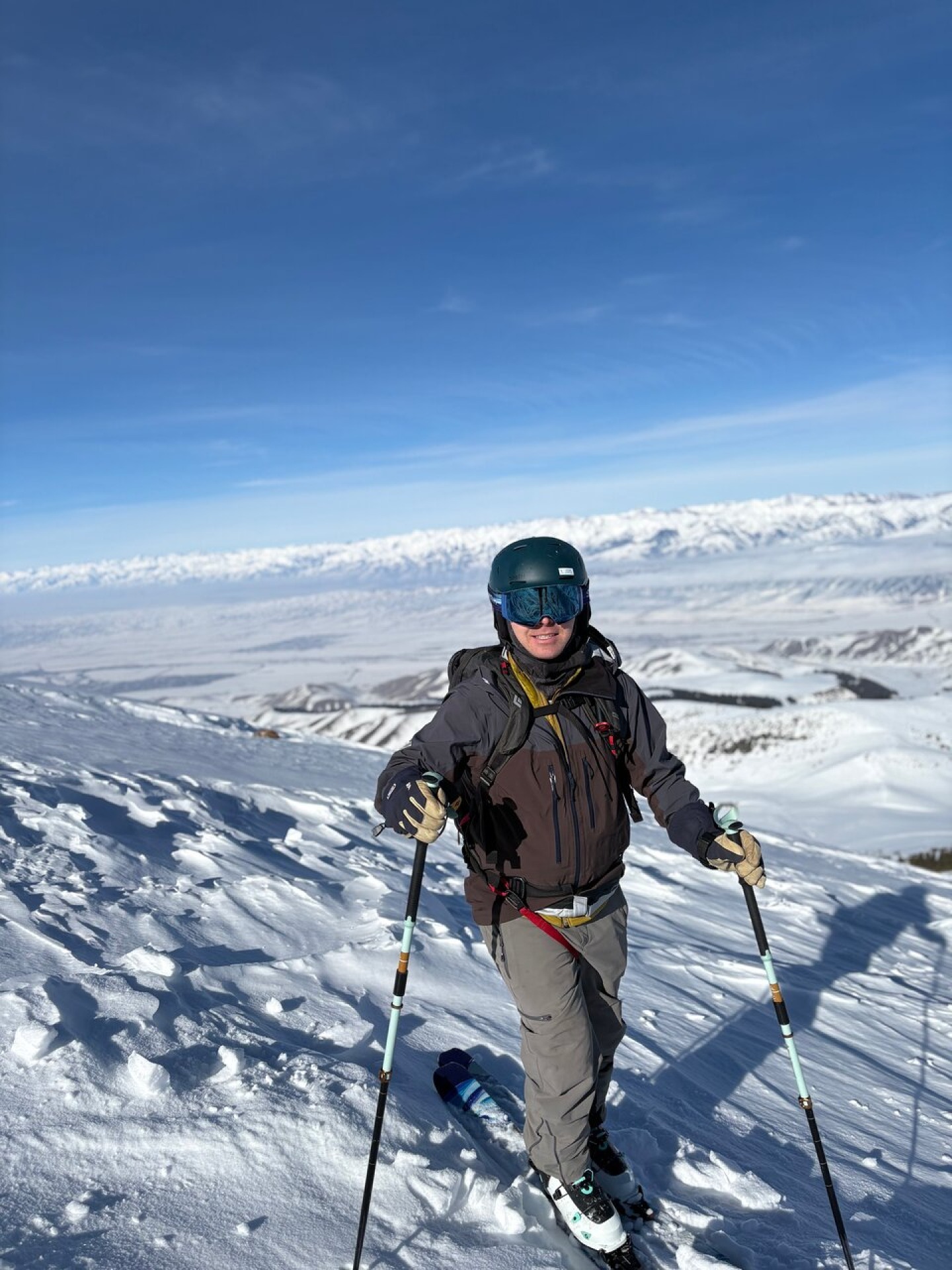 Skitourer in the mountains