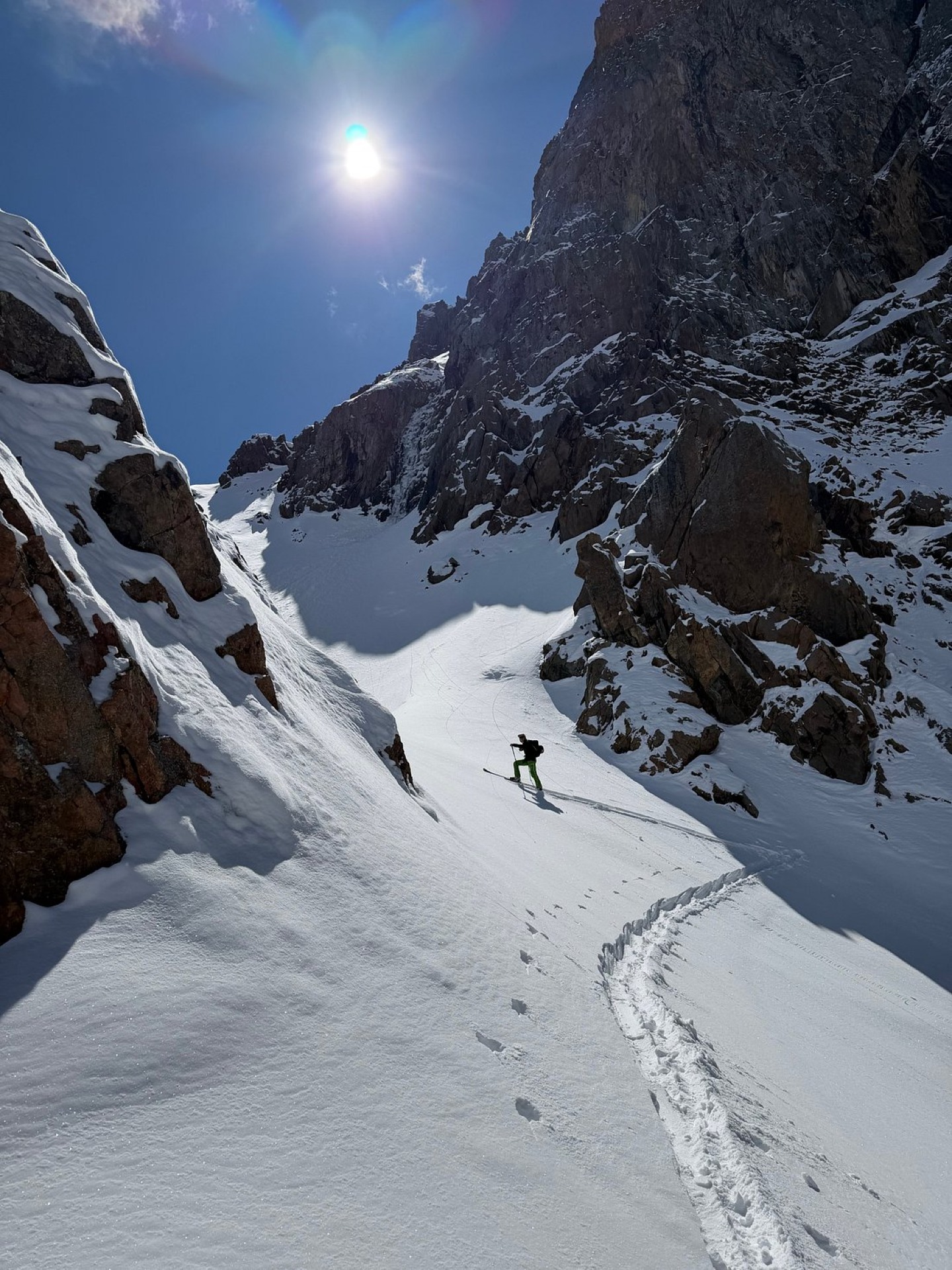 Skitourer in Almaty mountains