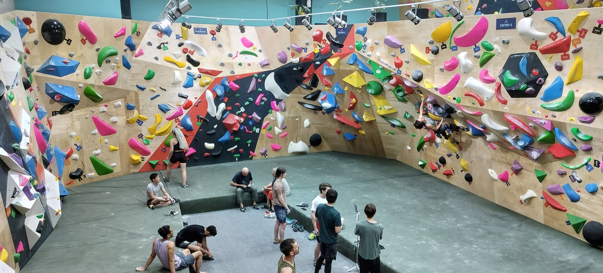 Indoor Climbing Gyms in Almaty: A Comprehensive Guide